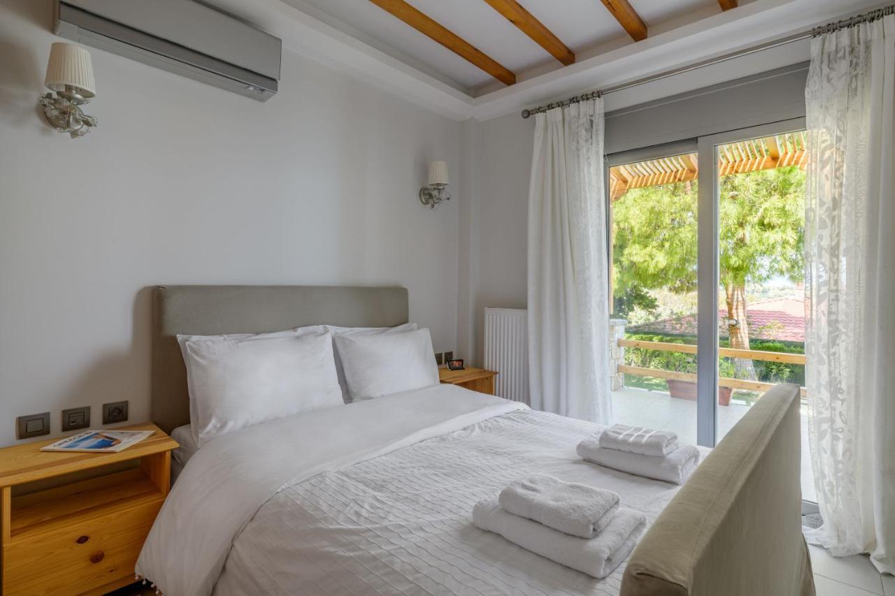 Crystal Beach Villa Chalkís Kültér fotó